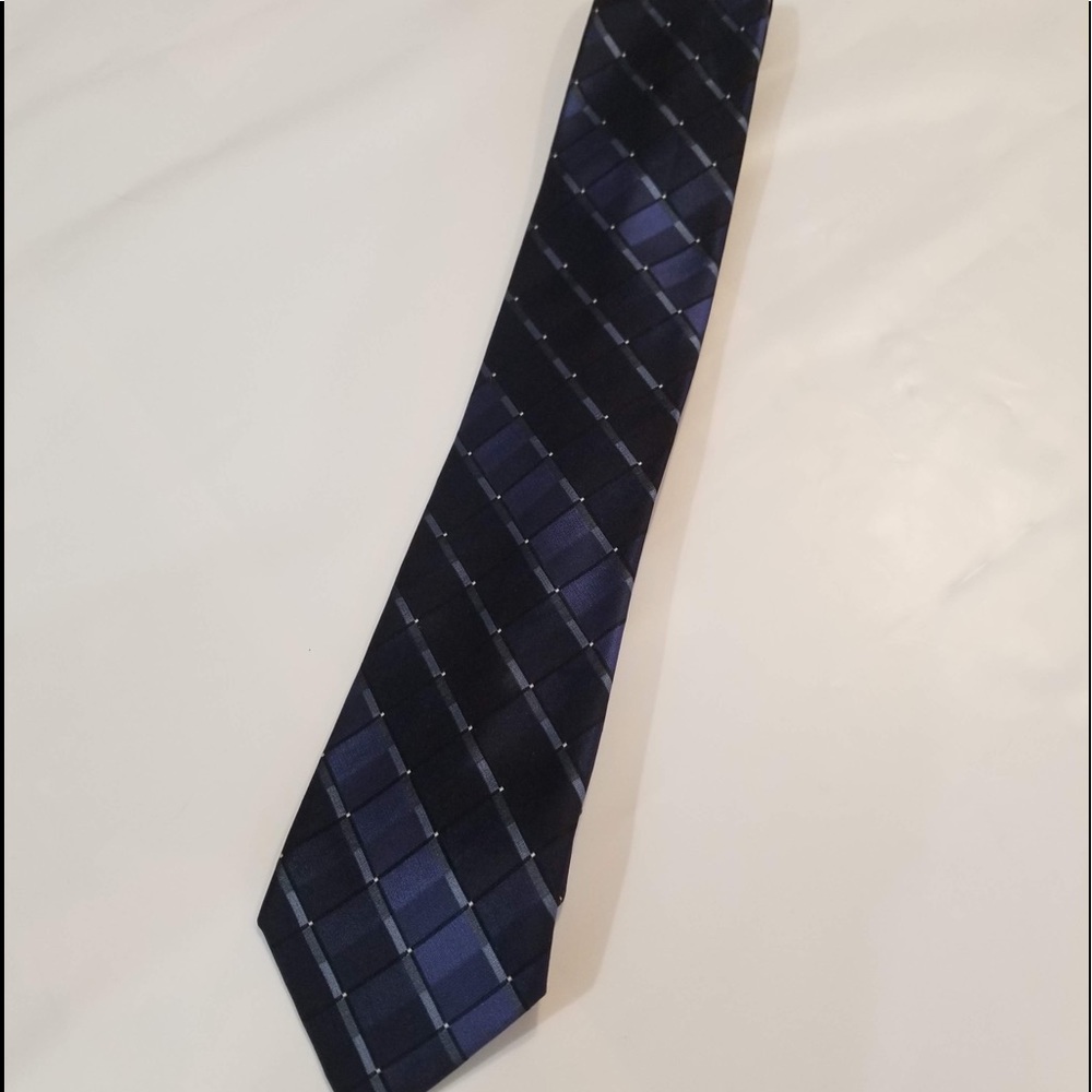 Arrow Tie
